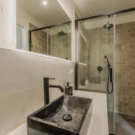 Easytopstay - Moscova Elegant