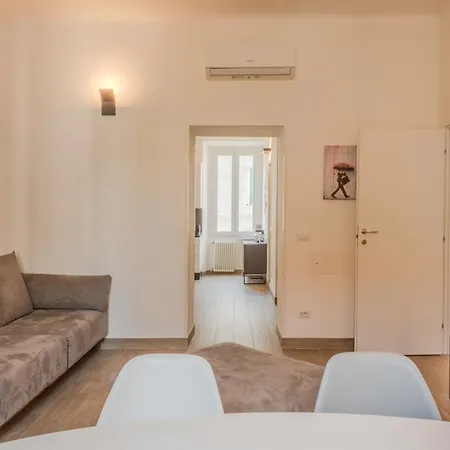 Easytopstay - Moscova Elegant アパート *