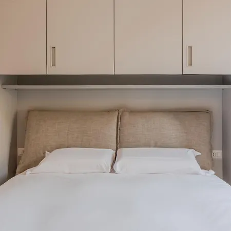 Moscova Elegant Apartment Milan