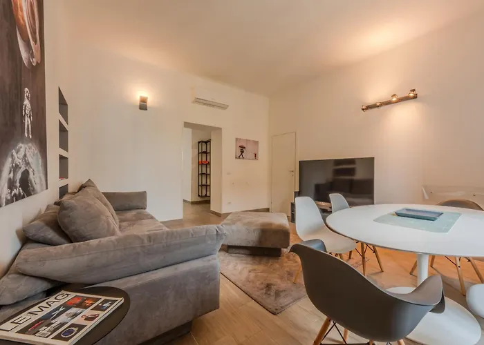 아파트 Easytopstay - Moscova Elegant *