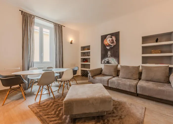 아파트 Easytopstay - Moscova Elegant 밀라노