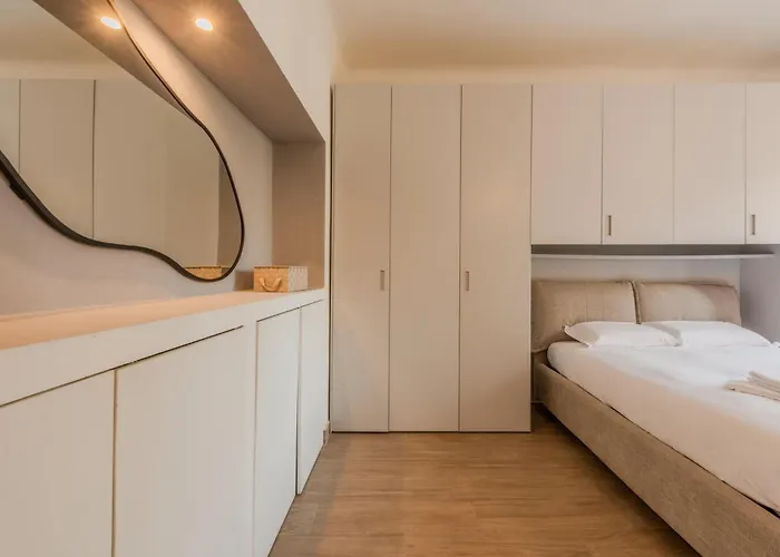 Easytopstay - Moscova Elegant 밀라노
