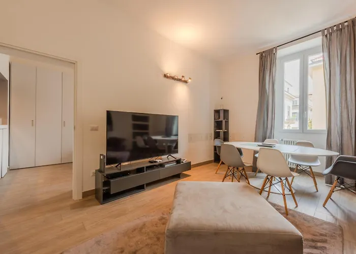 아파트 Easytopstay - Moscova Elegant *