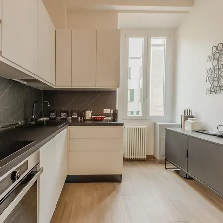Appartement Moscova Elegant *