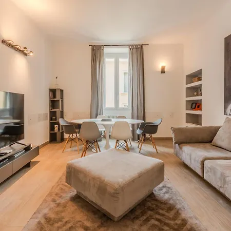 Moscova Elegant Apartment *