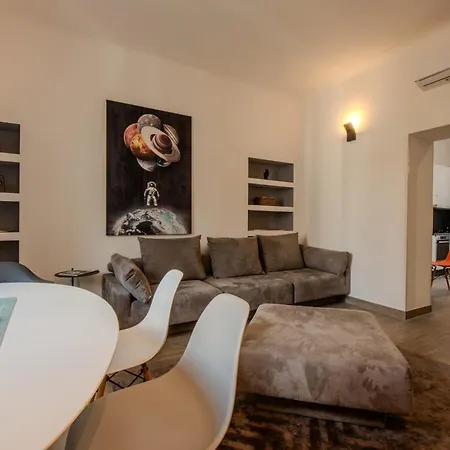 Moscova Elegant Apartment *