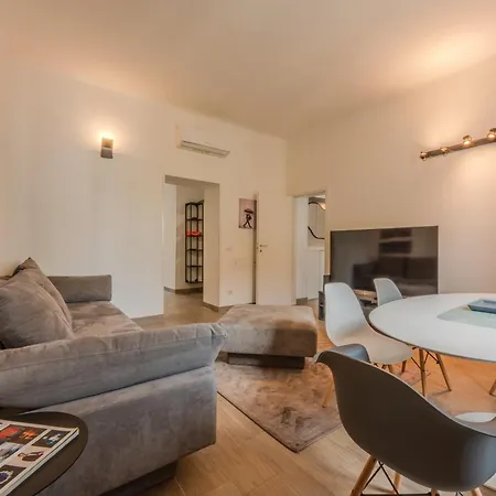 Moscova Elegant Apartment